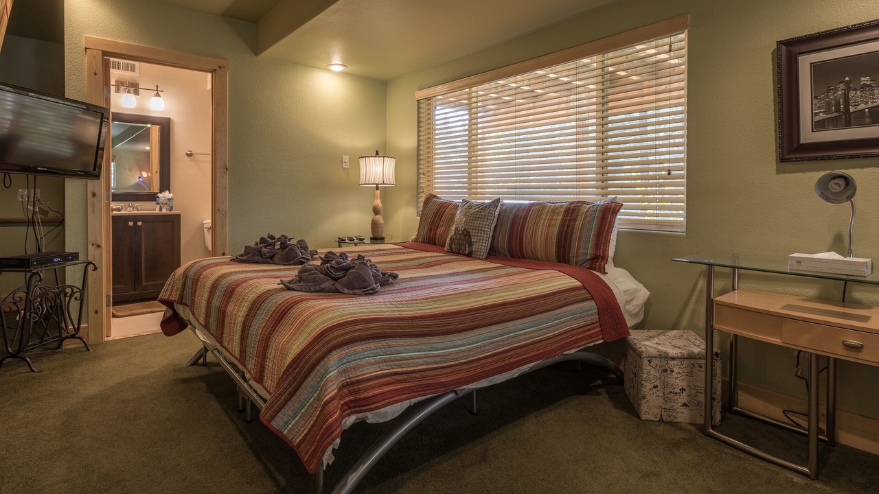 Photo of Livingroom in Country Club Estates