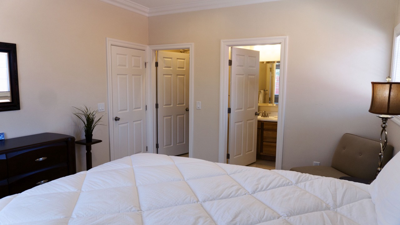 Photo of Bedroom in East Palo Alto