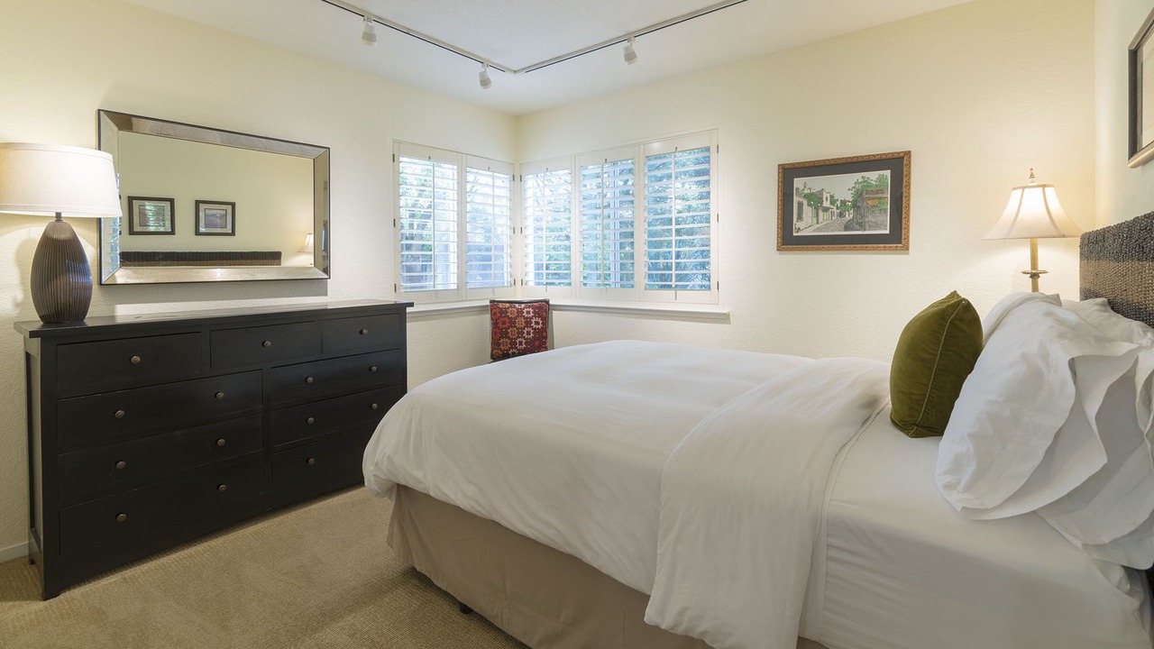 Photo of Bedroom in Napa