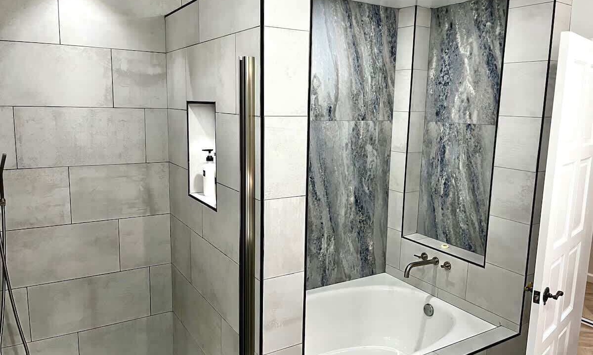 Photo of Bathroom in Avalon