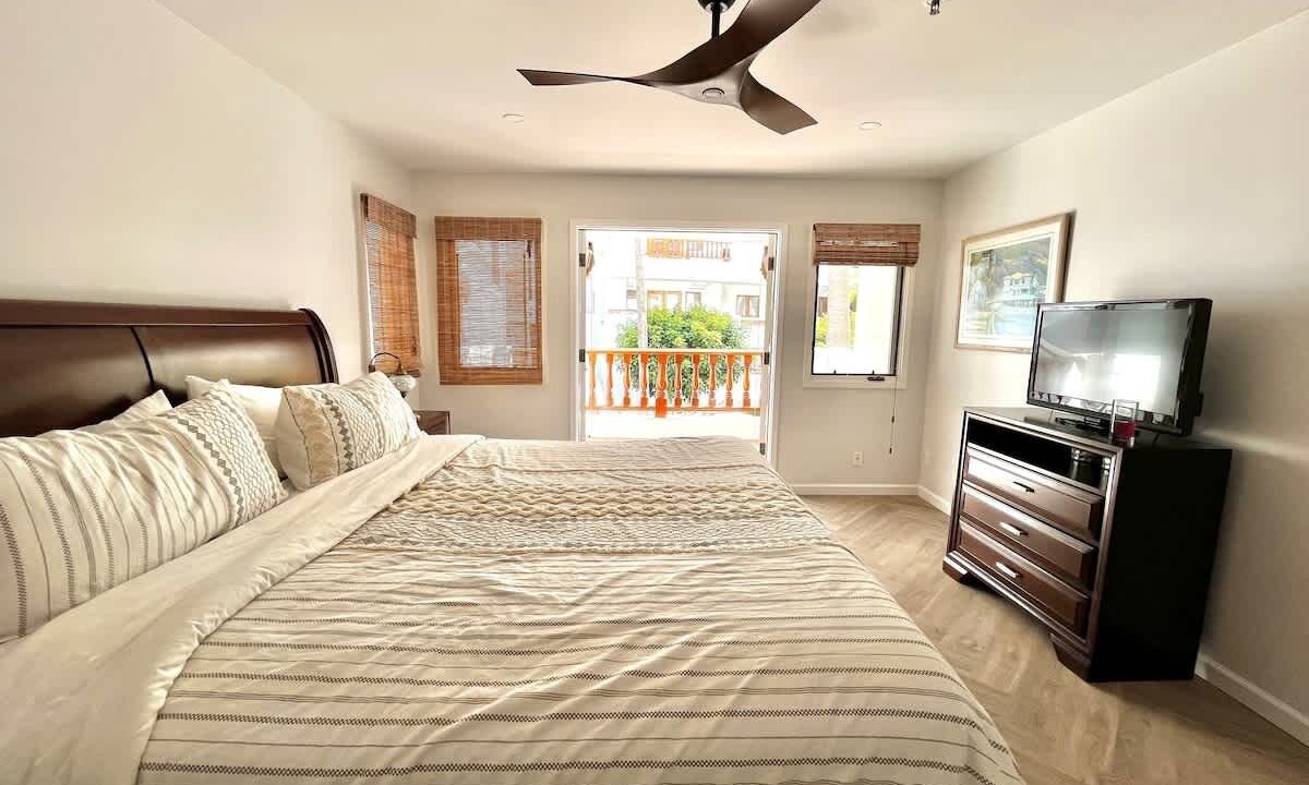 Photo of Bedroom in Avalon