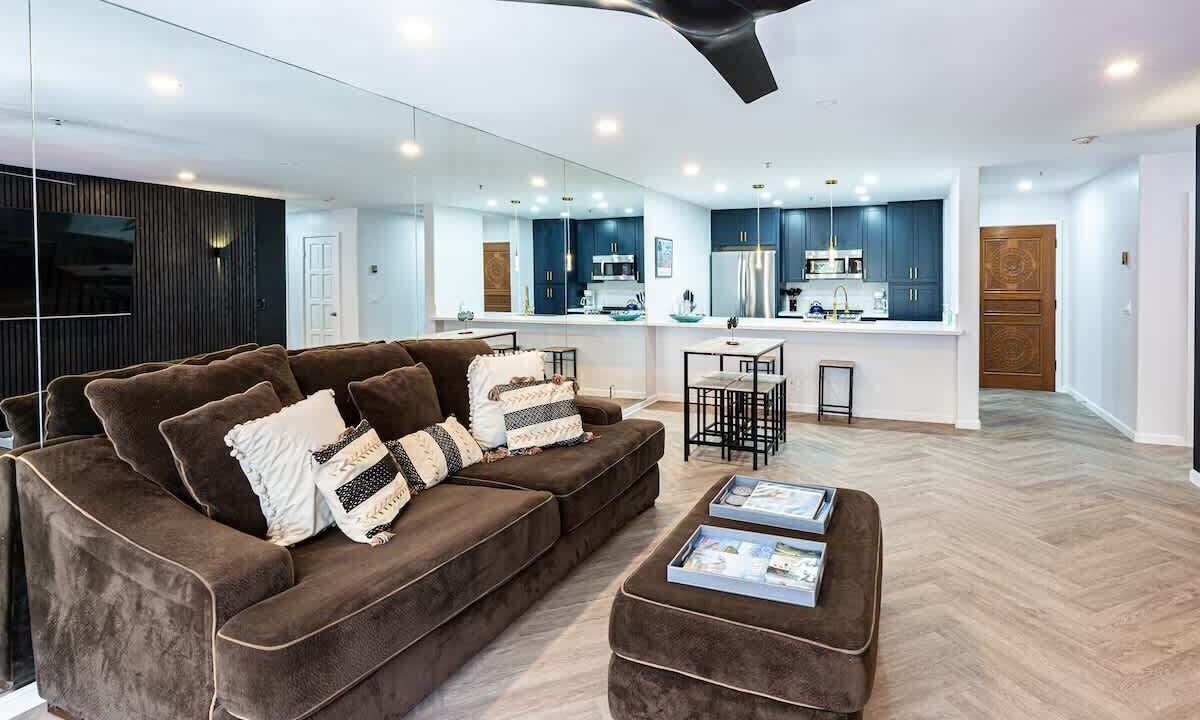 Photo of Livingroom in Avalon