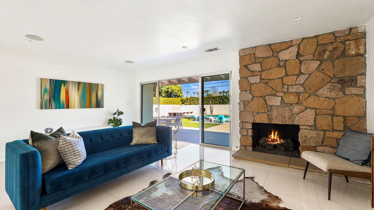 Photo of Livingroom in Tahquitz River Estates