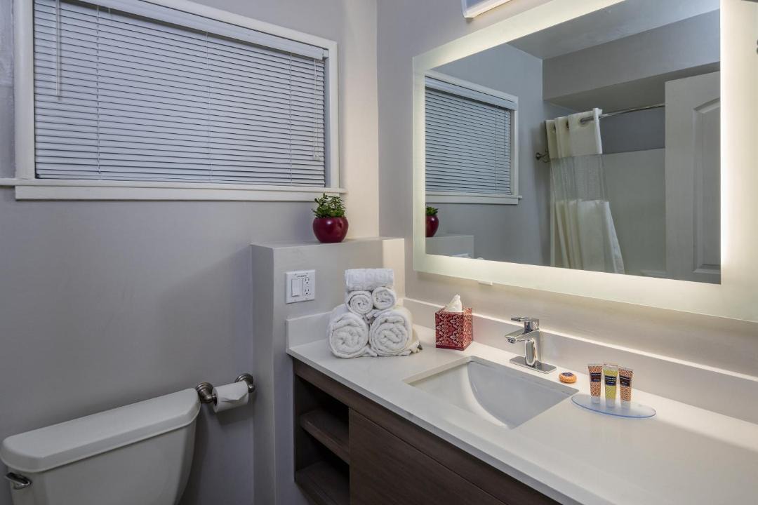 Photo of Bathroom in Palo Alto