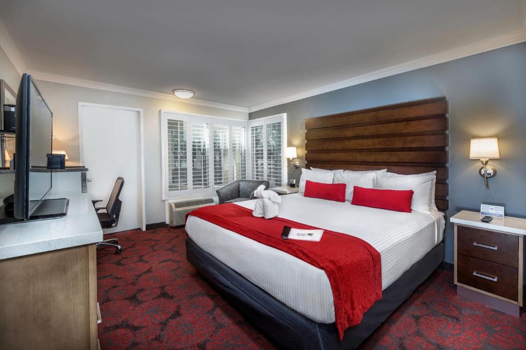 Photo of Bedroom in Anaheim Resort