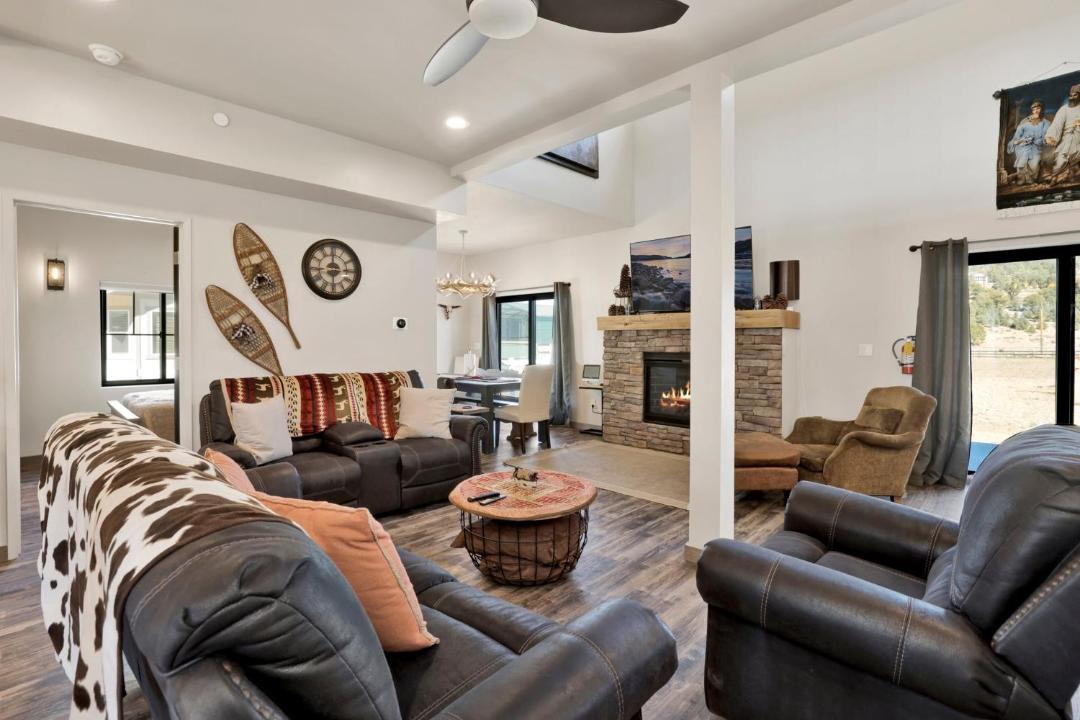 Photo of Livingroom in Big Bear