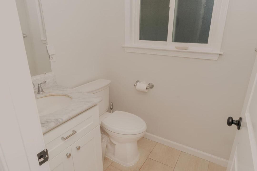 Photo of Bathroom in Willow Glen South - Lincoln Glen