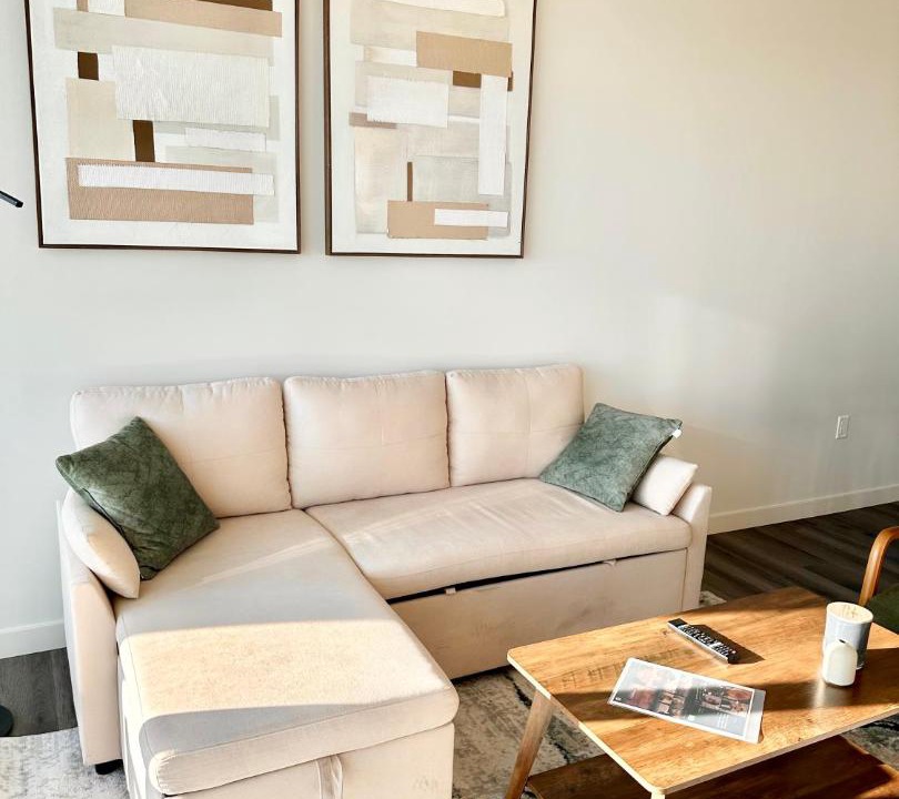 Photo of Livingroom in Wilshire Center