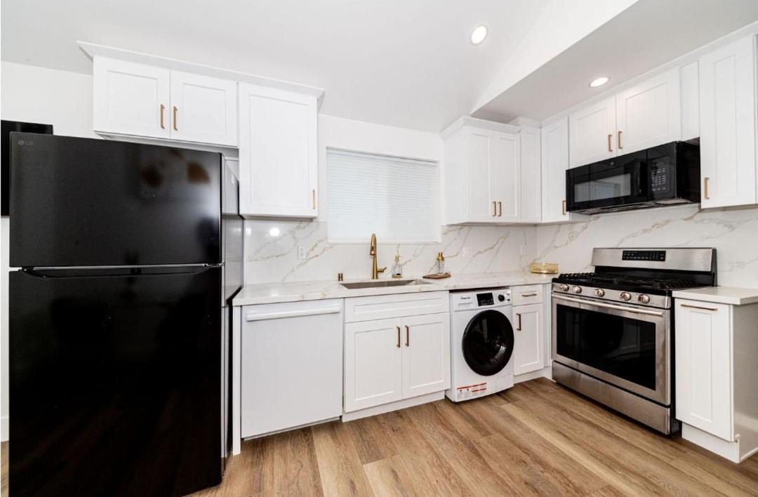 Photo of Kitchen in North Hollywood