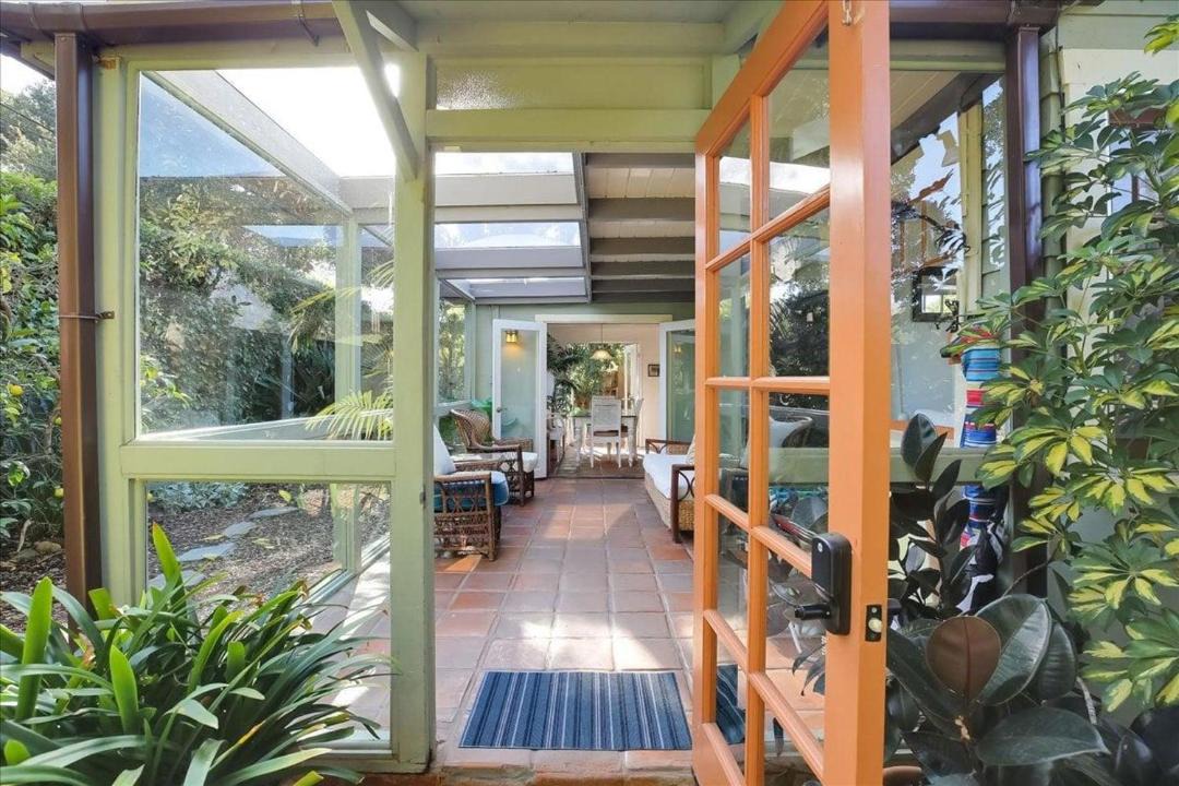Photo of Patio Balcony in Montecito