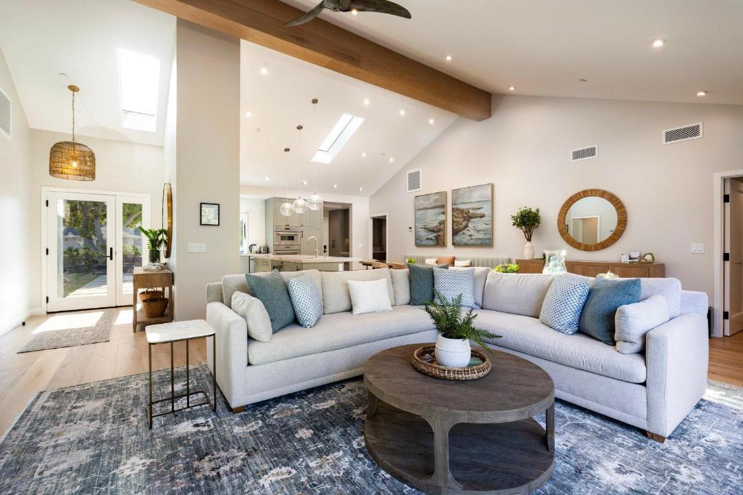 Photo of Livingroom in The Mesa