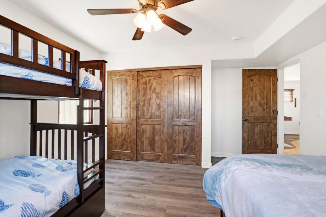 Photo of Bedroom in Silver Strand