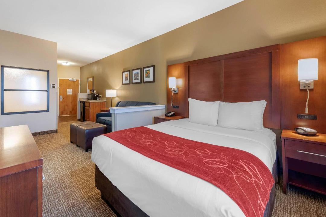 Photo of Bedroom in Barstow