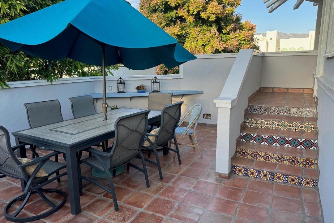 Photo of Patio Balcony in West Beach