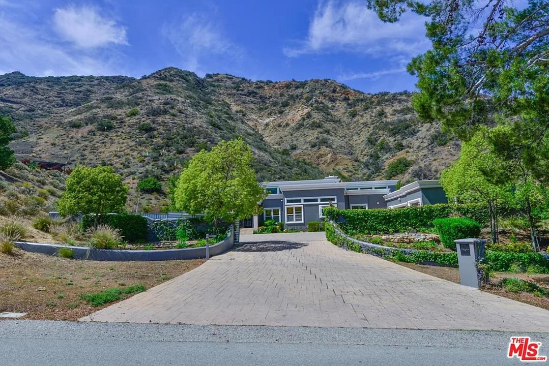 Photo of Others in Agoura Hills