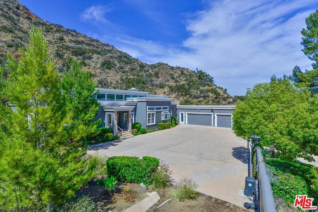 Photo of Others in Agoura Hills