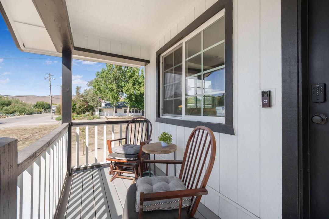 Photo of Patio Balcony in Los Alamos
