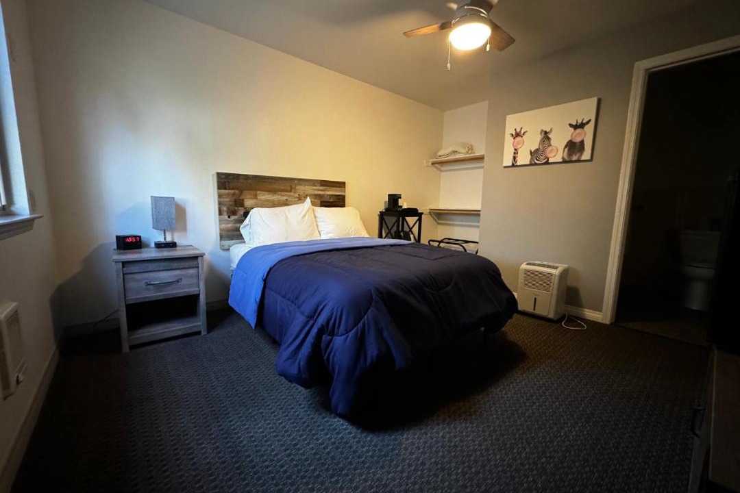 Photo of Bedroom in Guerneville