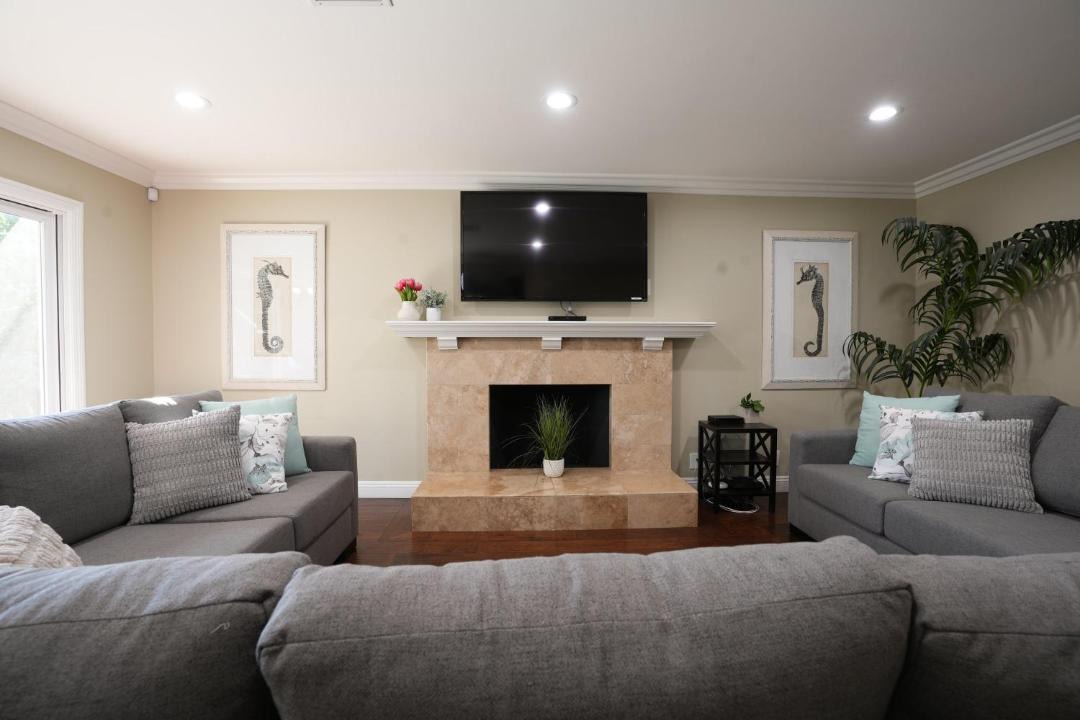 Photo of Livingroom in Hermosa Village