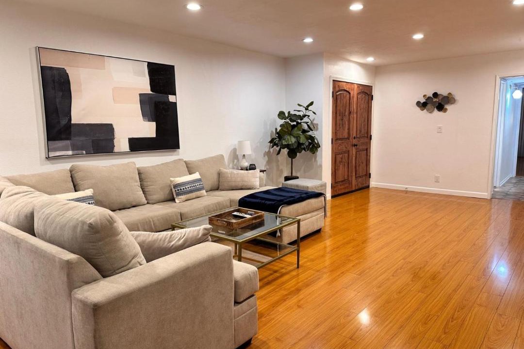Photo of Livingroom in Marina del Rey