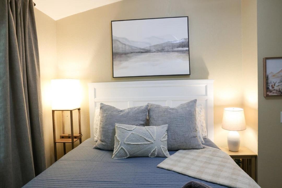 Photo of Bedroom in Three Rivers