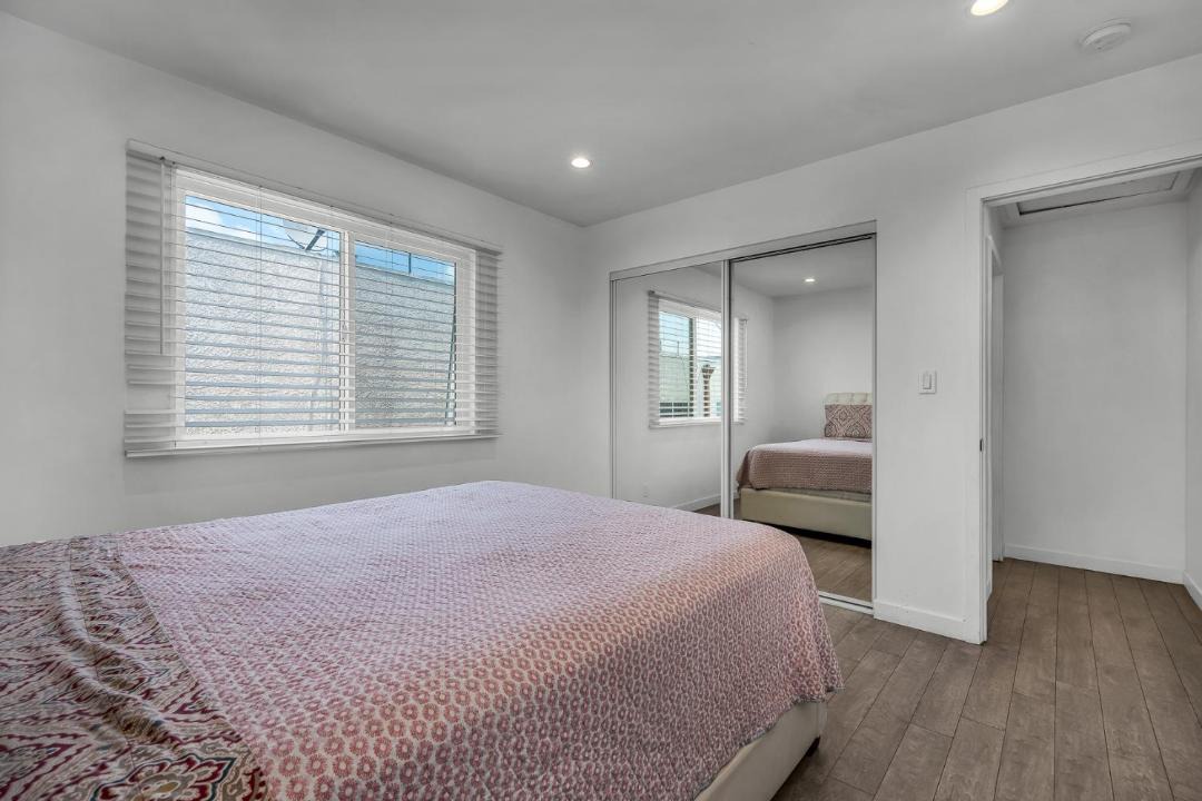 Photo of Bedroom in Wilshire