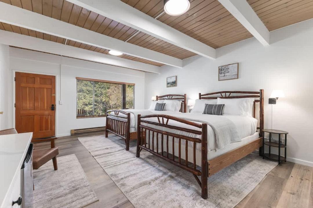Photo of Bedroom in Springville