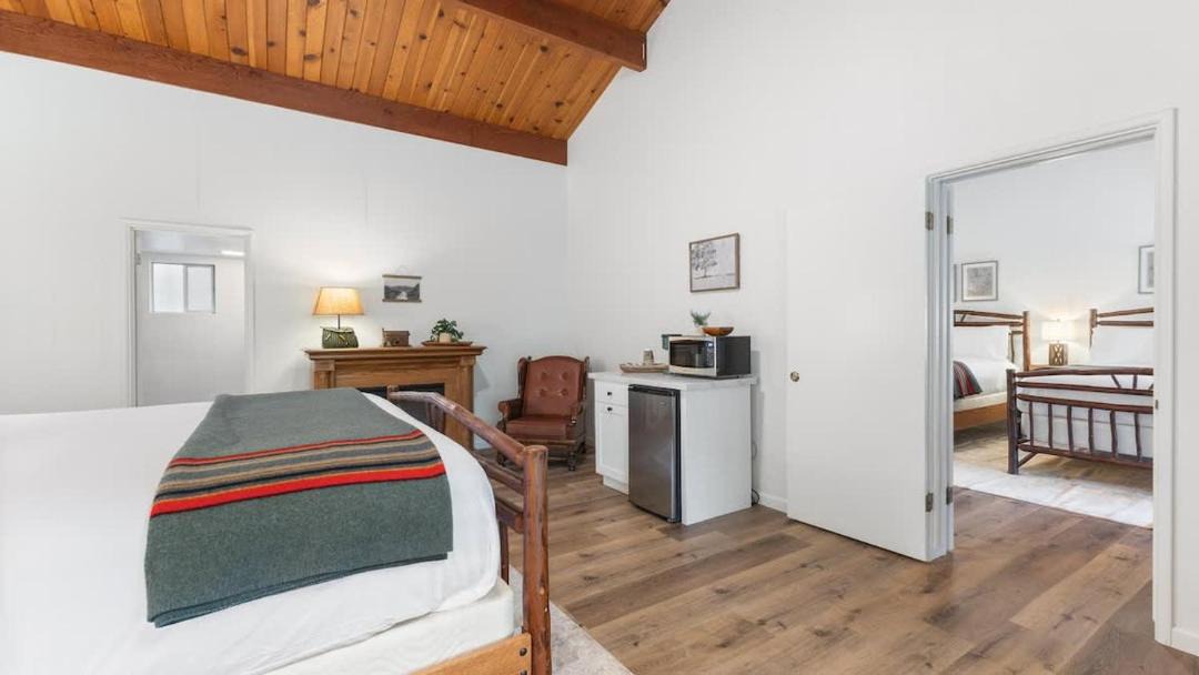 Photo of Bedroom in Springville
