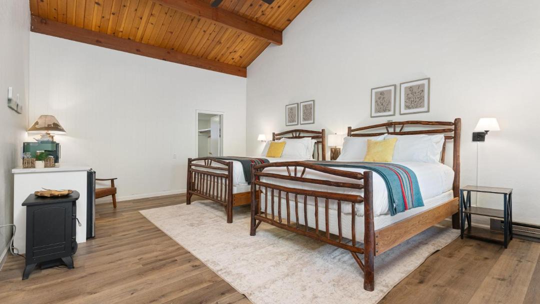 Photo of Bedroom in Springville