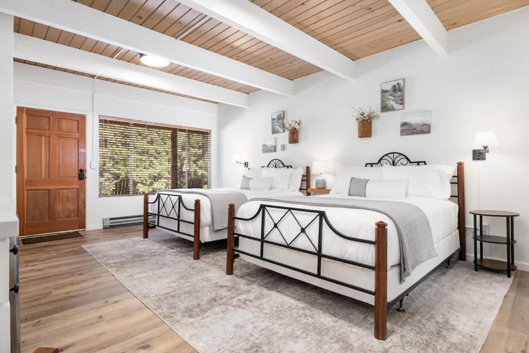 Photo of Bedroom in Springville