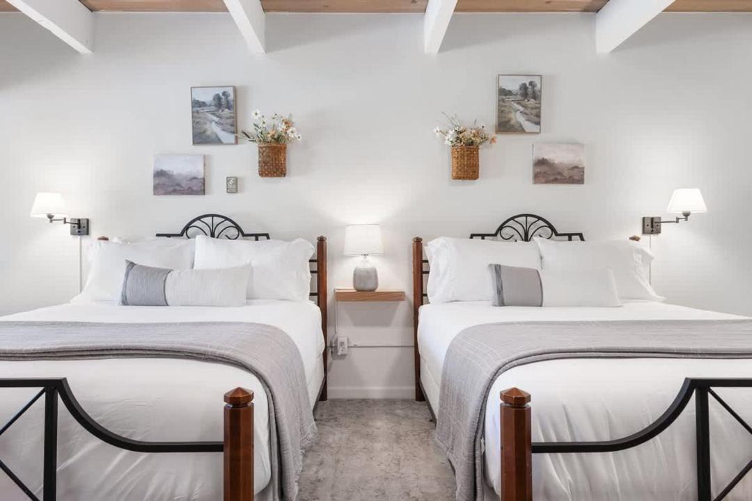 Photo of Bedroom in Springville