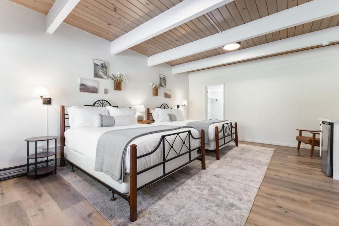 Photo of Bedroom in Springville