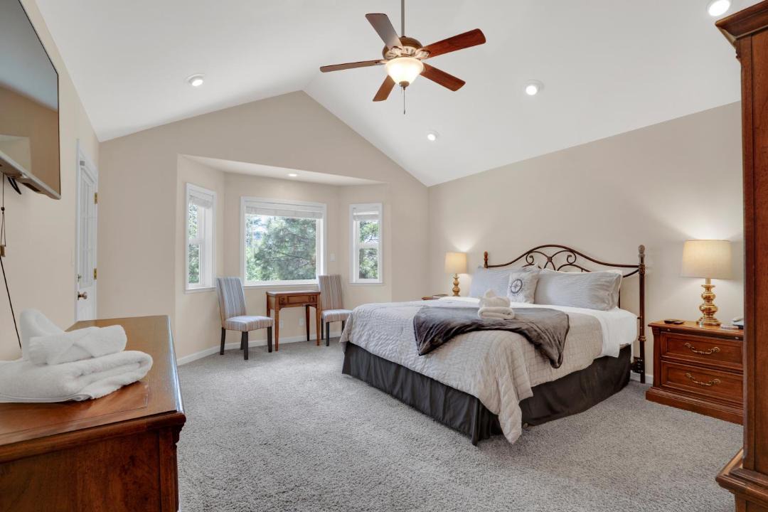 Photo of Bedroom in Mariposa