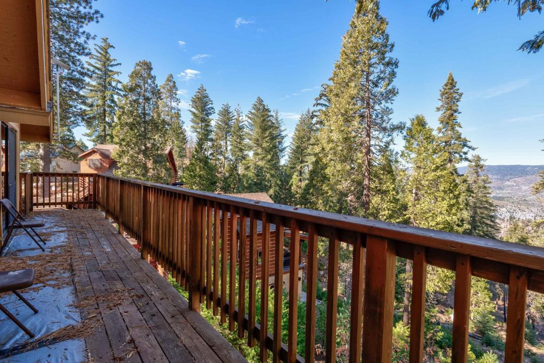 Photo of Patio Balcony in Yosemite West