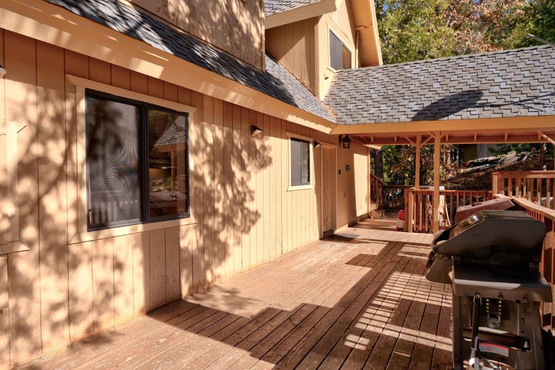Photo of Patio Balcony in Yosemite West