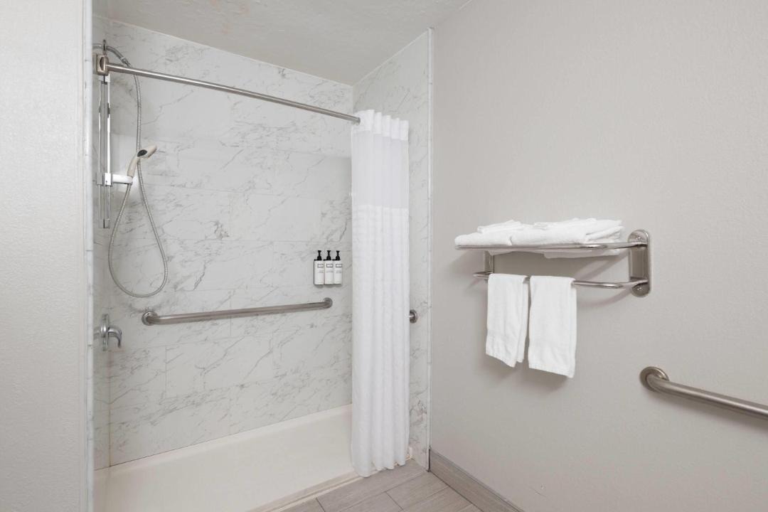 Photo of Bathroom in Newark
