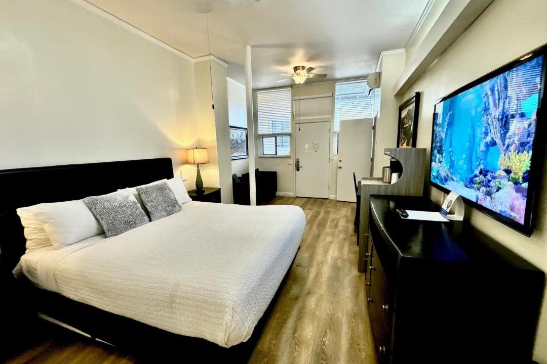 Photo of Bedroom in Avalon