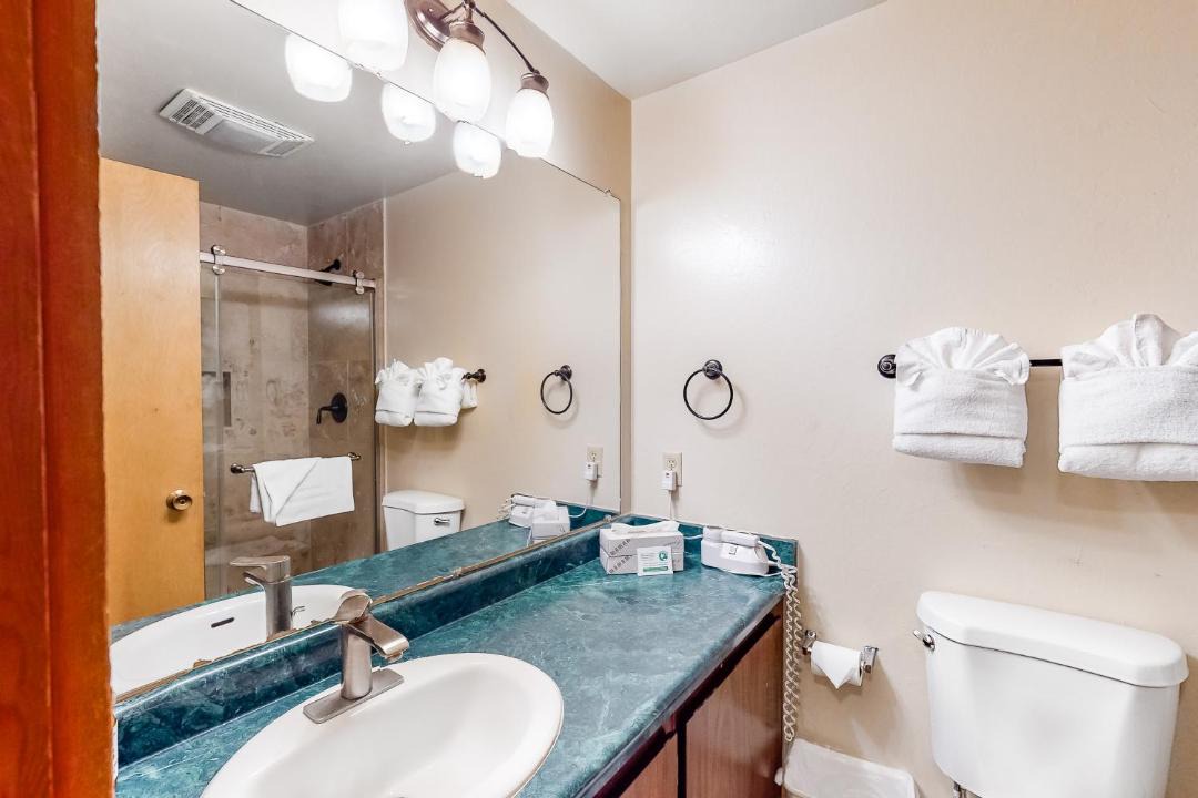 Photo of Bathroom in Tahoe Woods