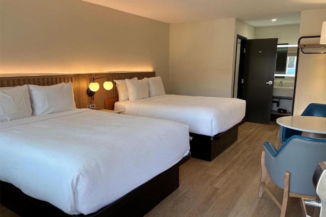 Photo of Bedroom in Bay Park