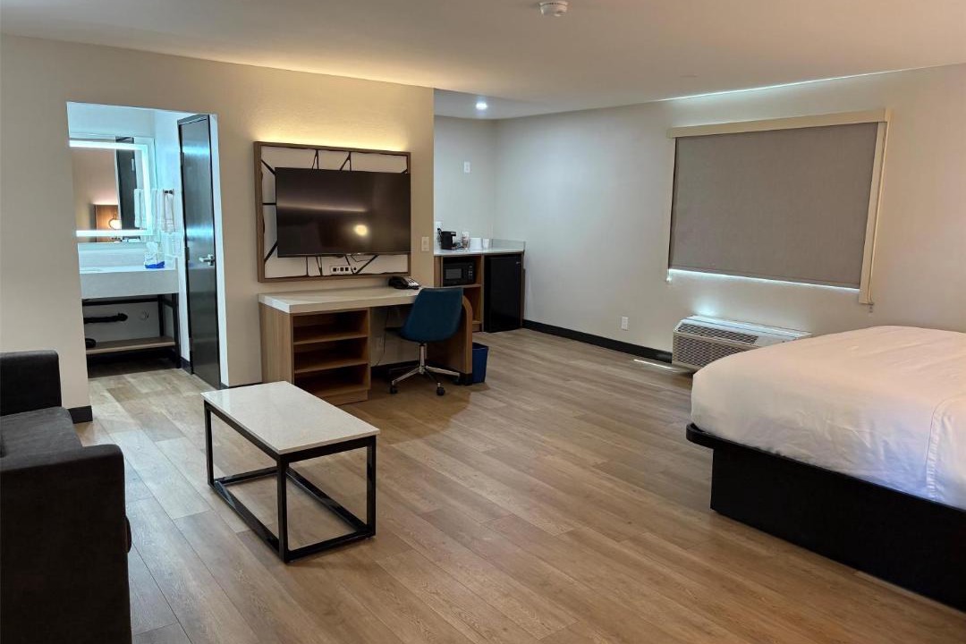 Photo of Bedroom in Bay Park