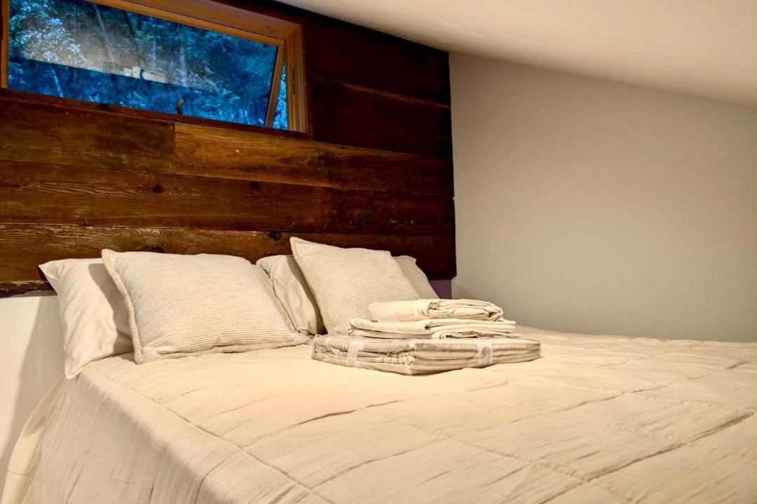 Photo of Bedroom in La Selva Beach