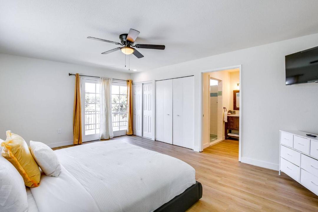 Photo of Bedroom in Paradise Hills