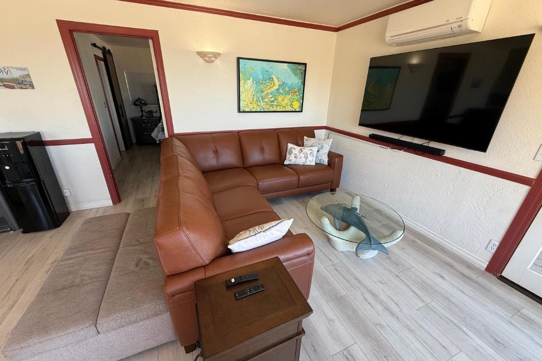 Photo of Livingroom in Avalon