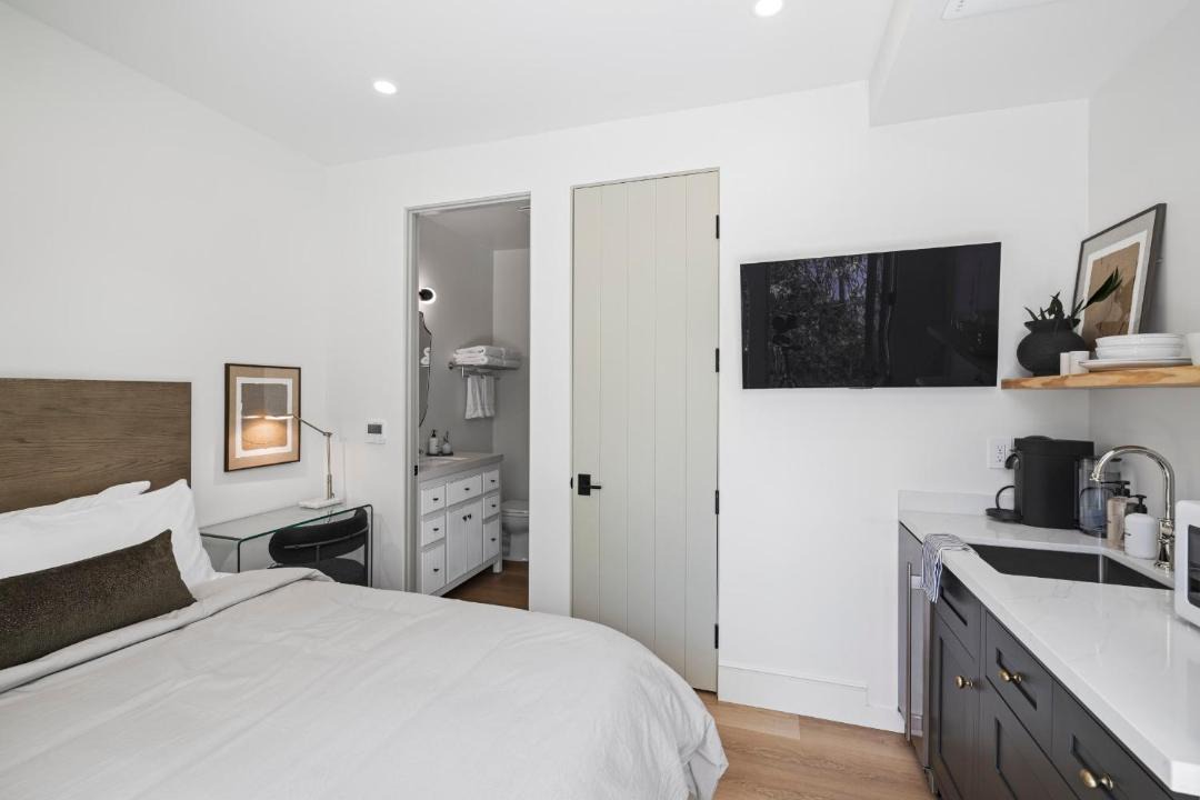 Photo of Bedroom in Laguna