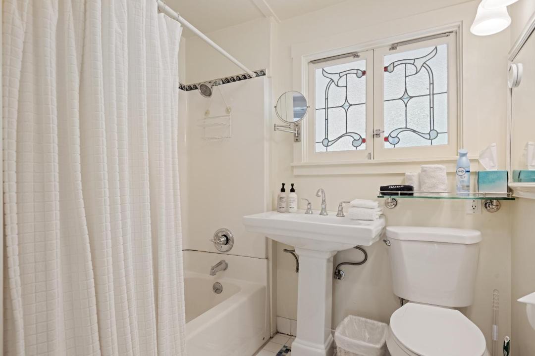 Photo of Bathroom in Montecito