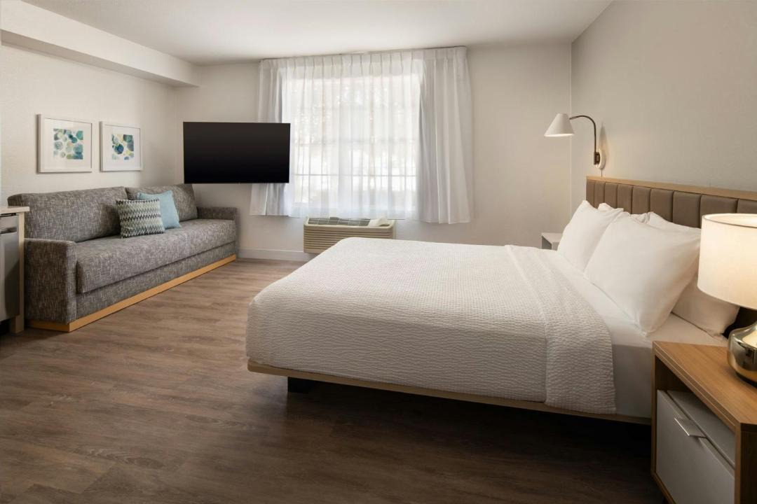 Photo of Bedroom in Milpitas