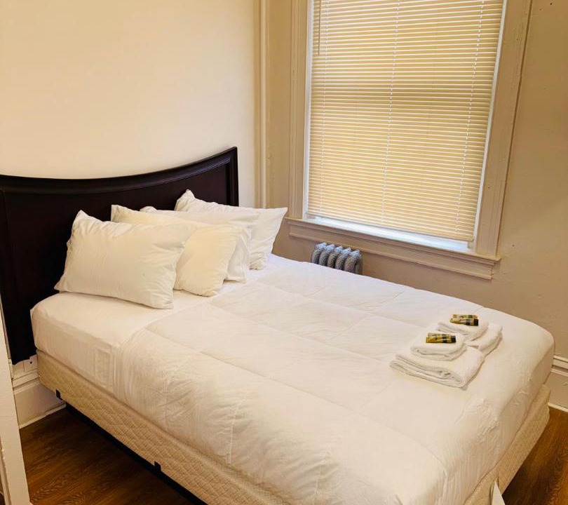 Photo of Bedroom in Tenderloin