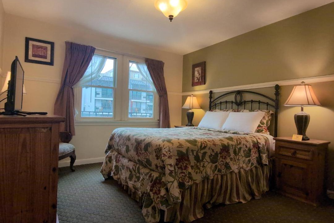 Photo of Bedroom in Marina District