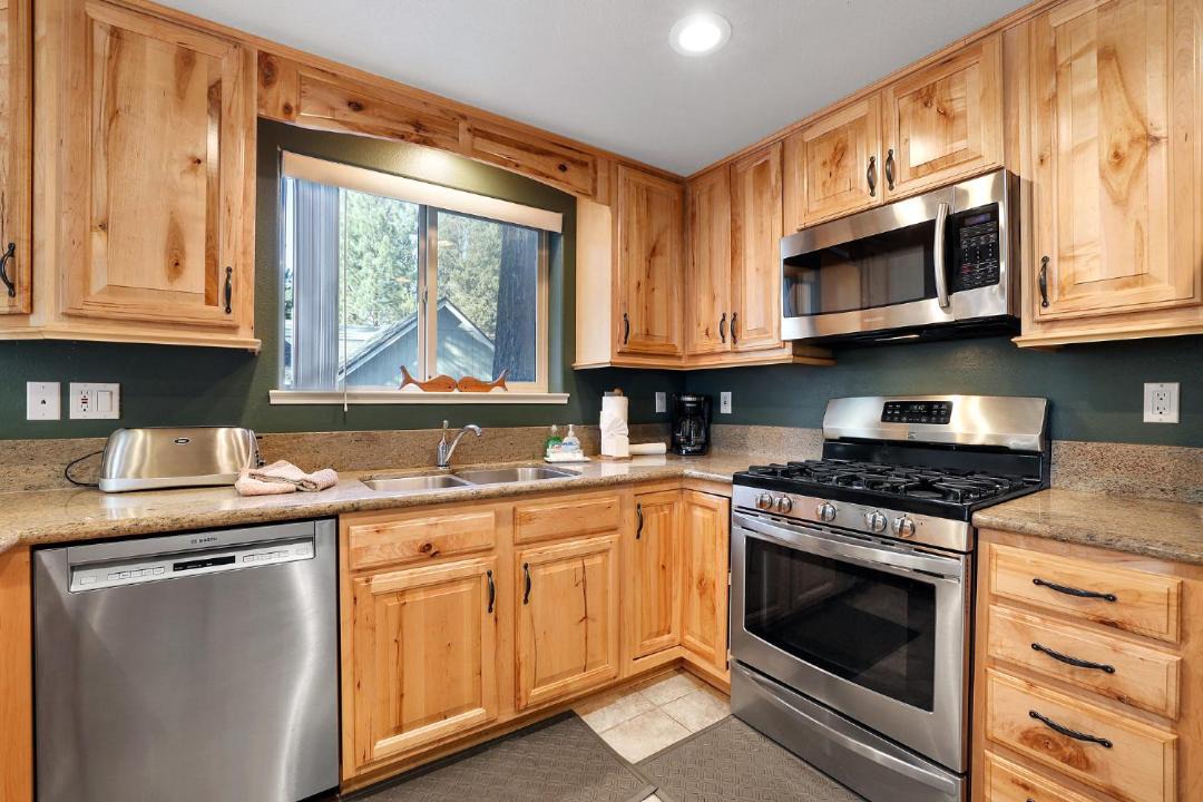 Photo of Kitchen in Christmas Valley