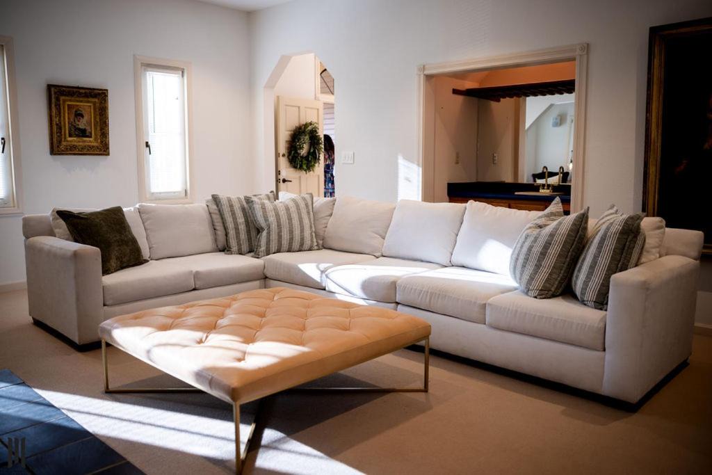 Photo of Livingroom in Healdsburg